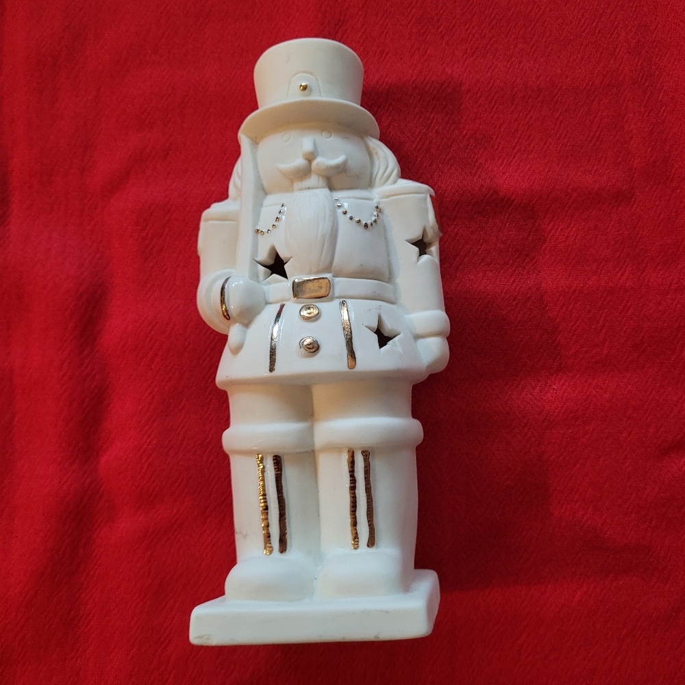 International Bazaar Vintage Soldier